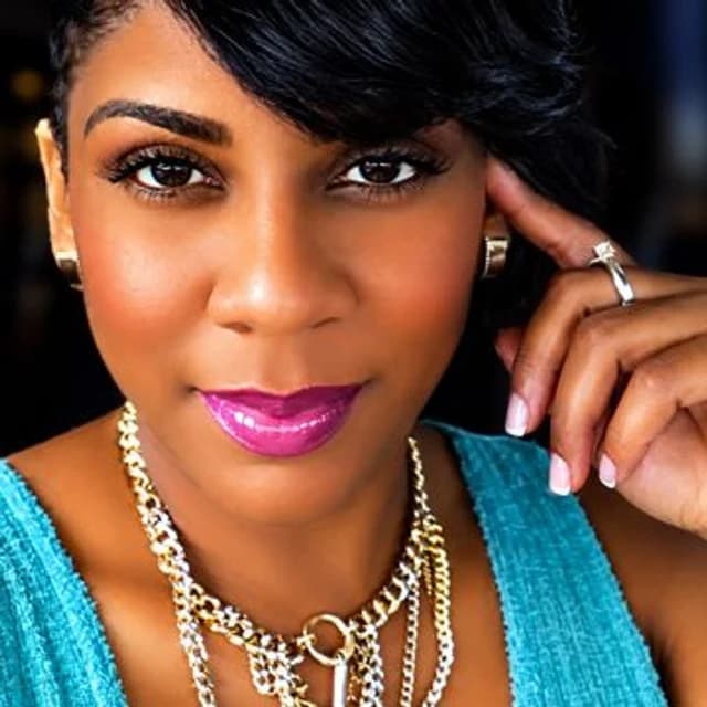 Portrait of April Woodard